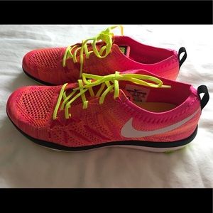 Nike Focus FlyKnit Trainers NEW